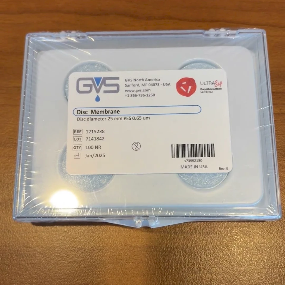 Gvs disc membrane box on desk