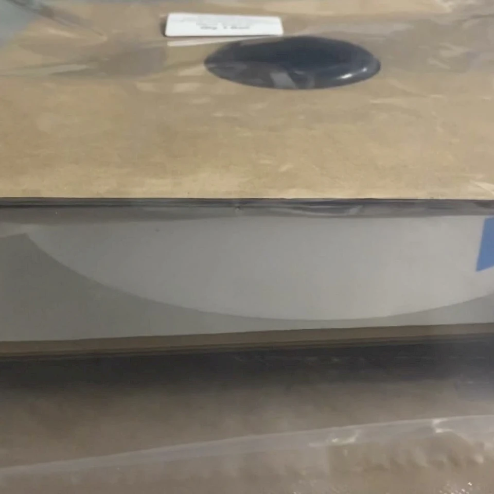 Kraft pack with roll in plastic