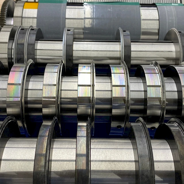 Slitting knife shafts closeup